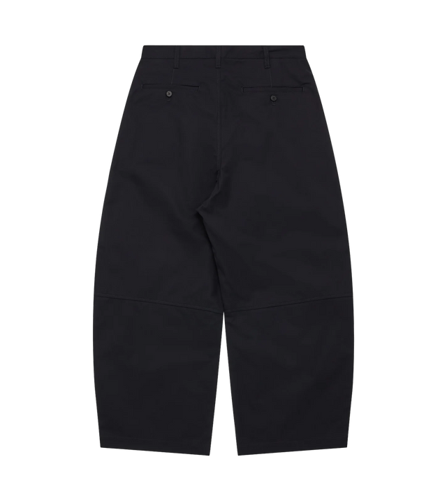 Weite Hose mit Bundfalten