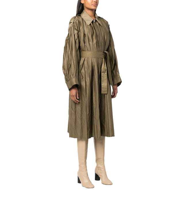 Faltiger Trenchcoat