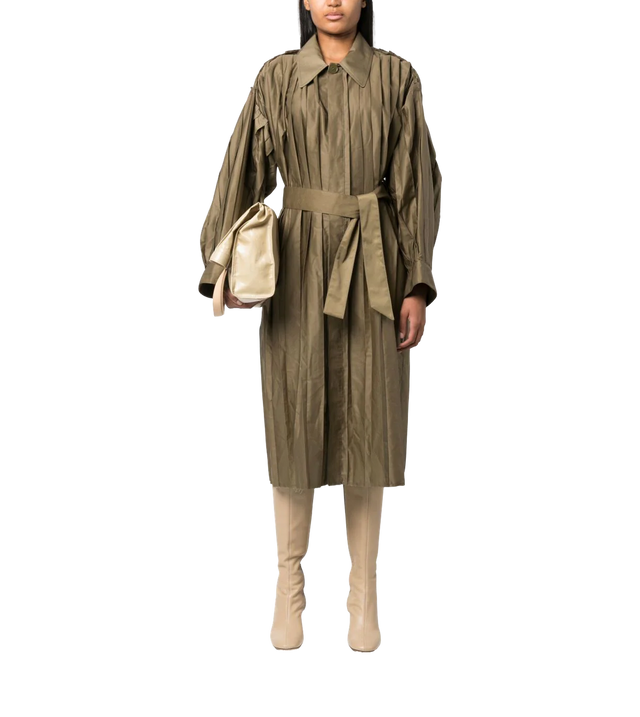 Faltiger Trenchcoat