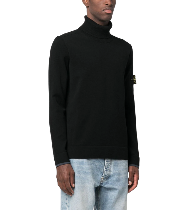 Pullover mit Rollkragen und Patch