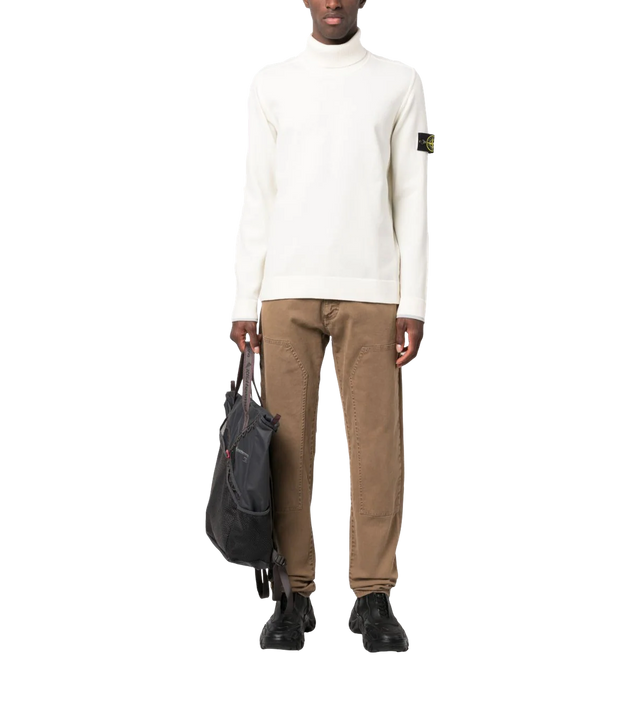 Pullover mit Rollkragen und Patch