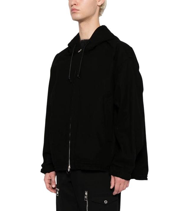 Lockere Jacke mit Kapuze