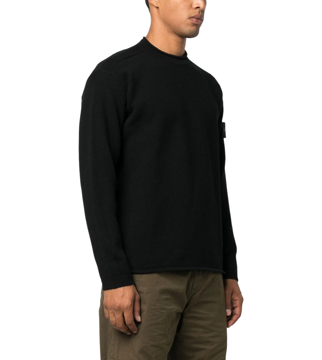 Strickpullover mit gleichfarbigem Patch