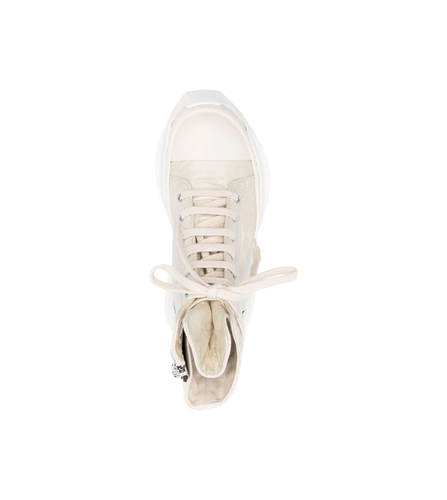 Hoher Sneaker mit Strickerei