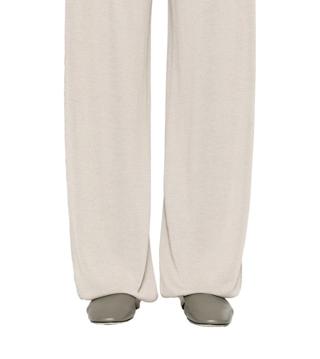 Lockere Hose