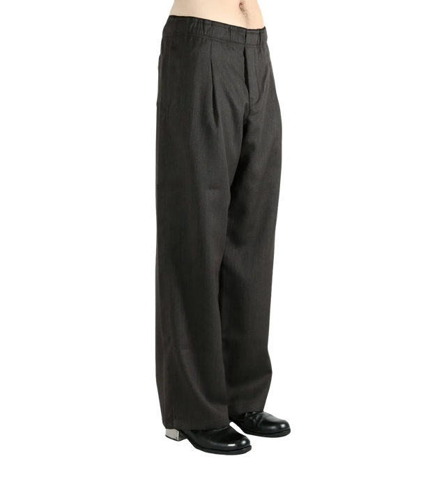 Hose mit Bundfalten