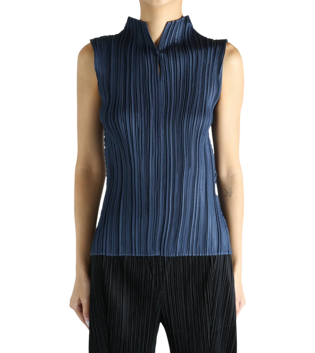 Oberteil mit Stehkragen