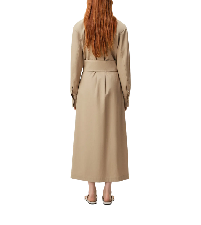 Schmales Midikleid mit Ballonärmeln