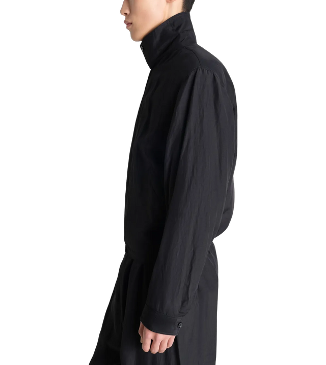 Bluse mit Hemdkragen und aufgesetzten Taschen
