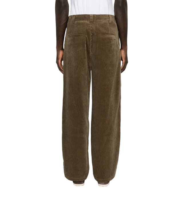 Ricky Cordhose mit Falten