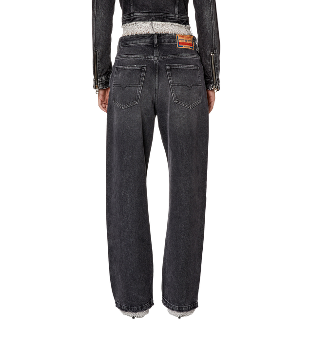 1999-S Jeans