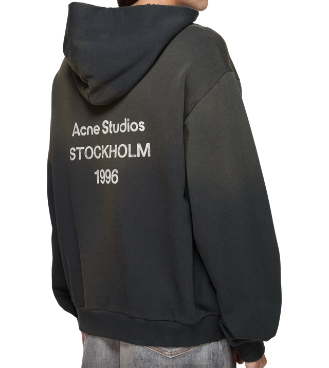 Hoodie mit Logo