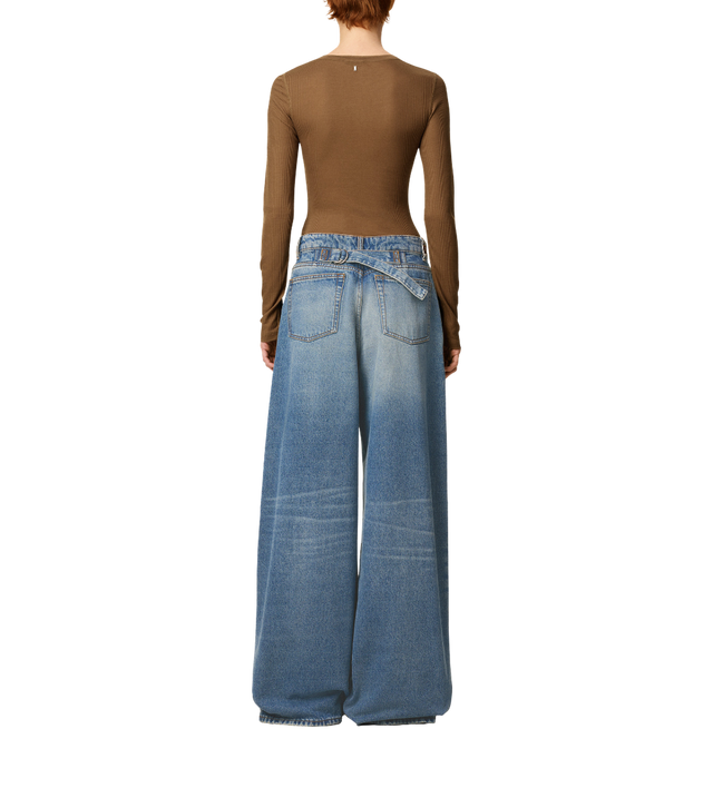 Superweite Jeans