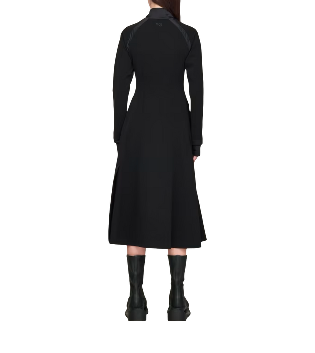 Gepolstertes Kleid