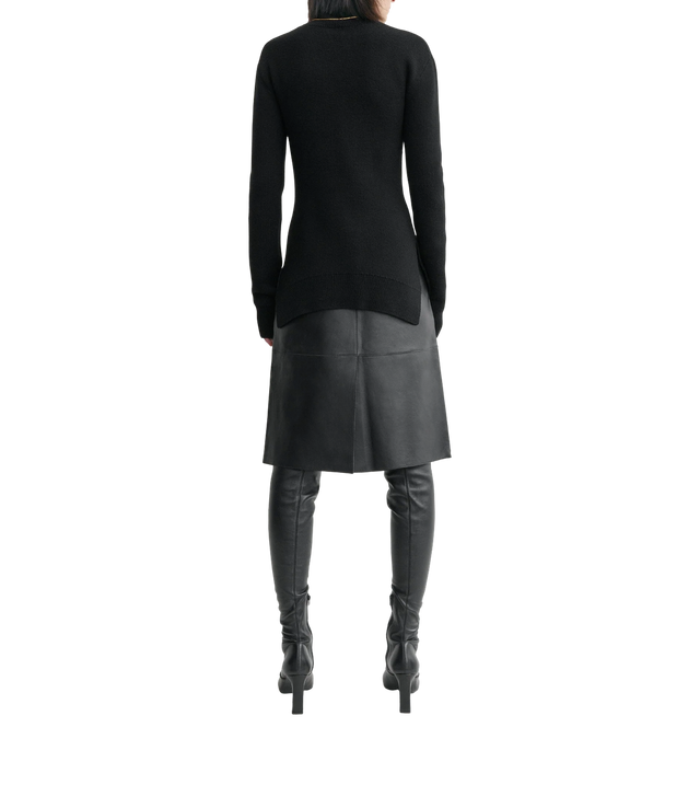 Pullover mit Zopfmuster