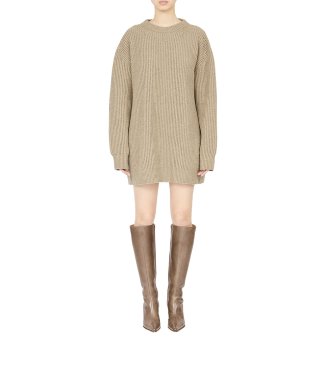 Geripptes Minikleid mit rundem Ausschnitt