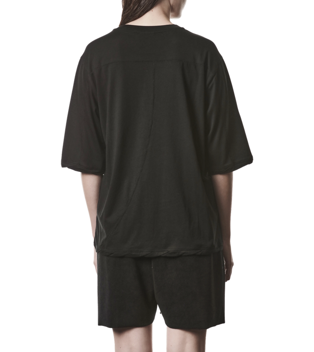 T-Shirt mit Oversized Passform