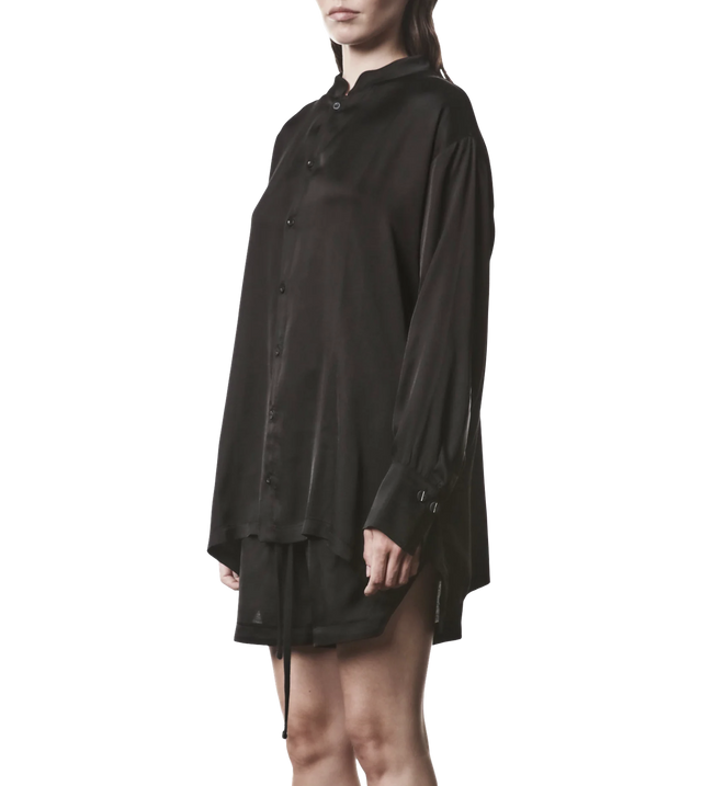 Lange Bluse im Sateen-Look mit Relaxed Fit