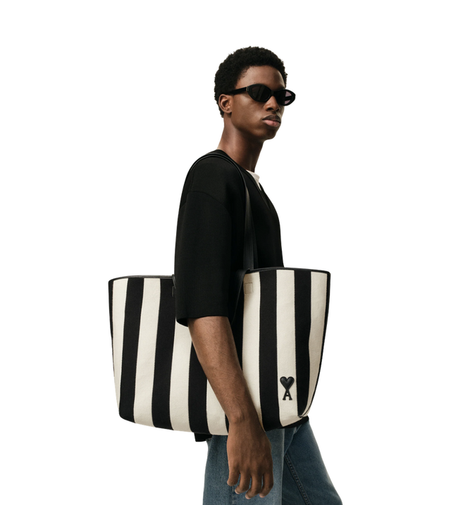 Ami de Coeur Shopping Bag