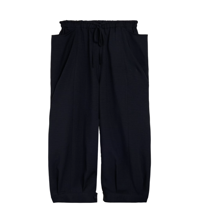 Weite Hose mit gekürztem Bein