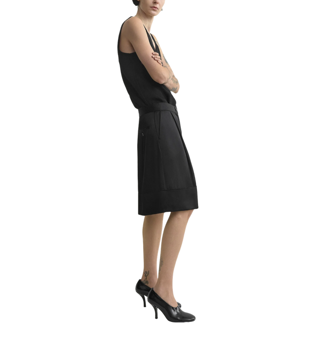 Soft Tuxedo Rock aus Viskose