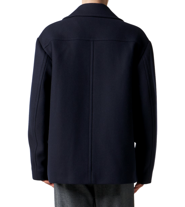 Zweireihige Jacke aus einem Wollgemisch