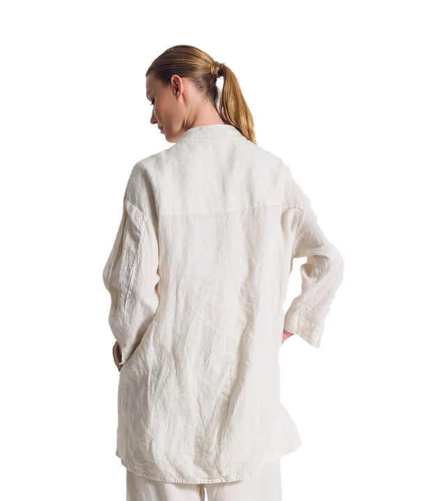Lang geschnittene Leinenjacke mit Stehkragen