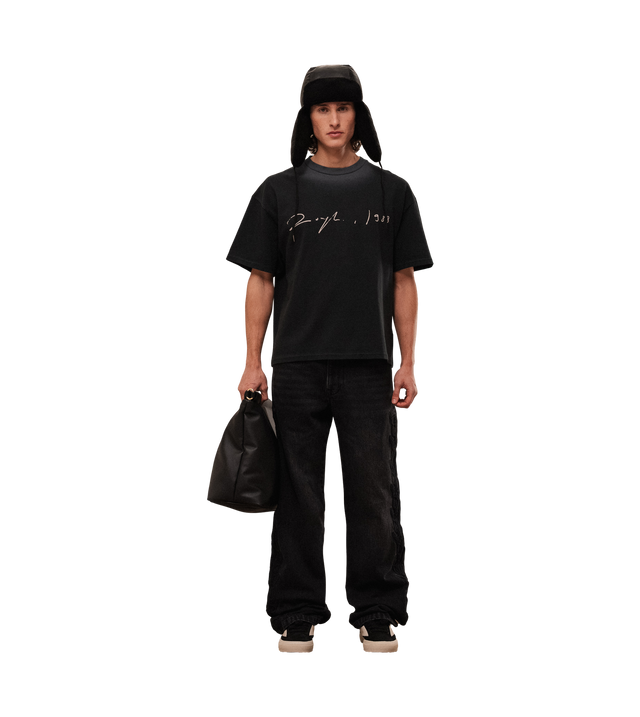 Signature T-Shirt