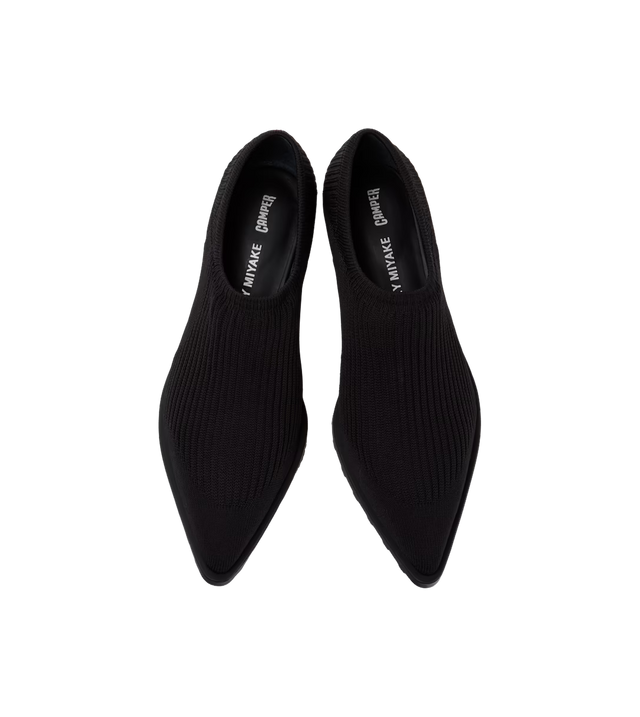 Anna Slipper x Issey Miyake
