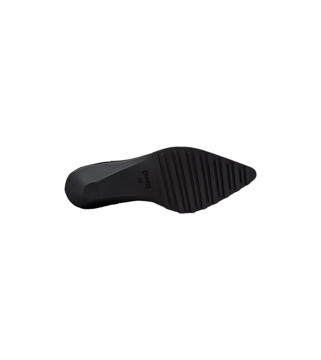 Anna Slipper x Issey Miyake