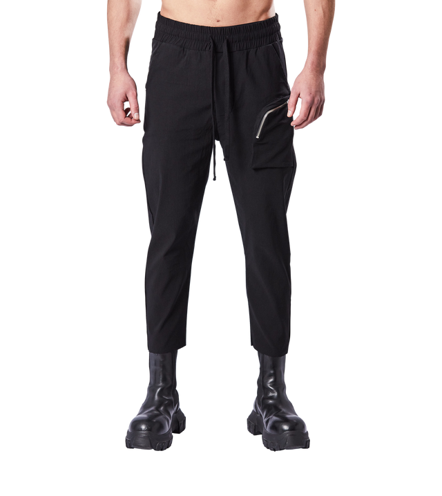 Hose mit Tasche