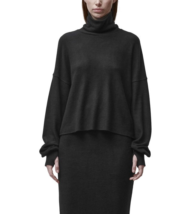Langarmshirt mit hohem Kragen und Daumenloch