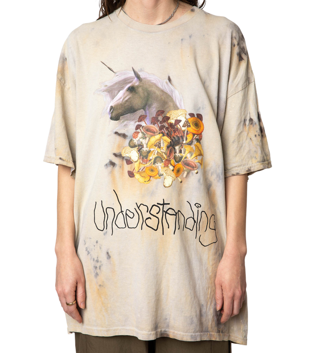 T-Shirt mit "Understanding"-Motiv