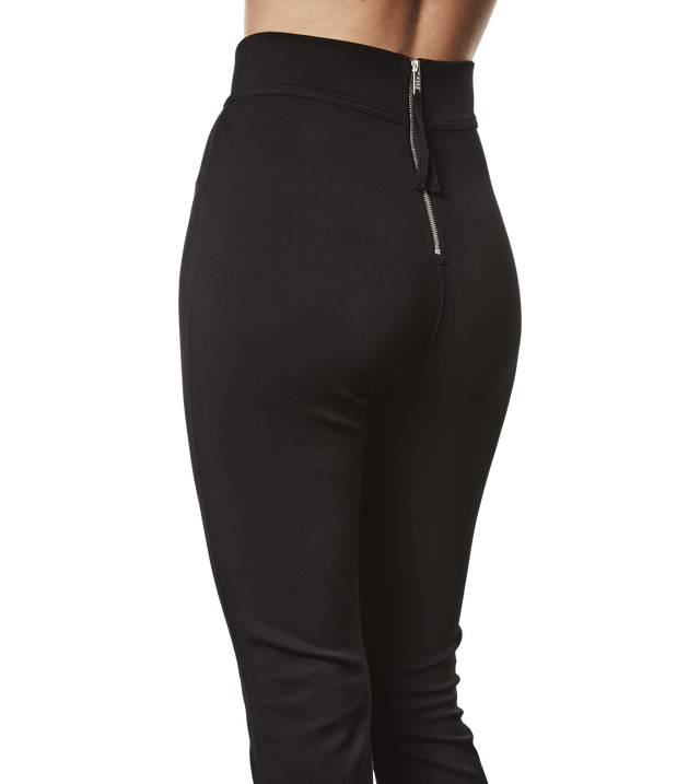 Trousers with Zipper in the Back