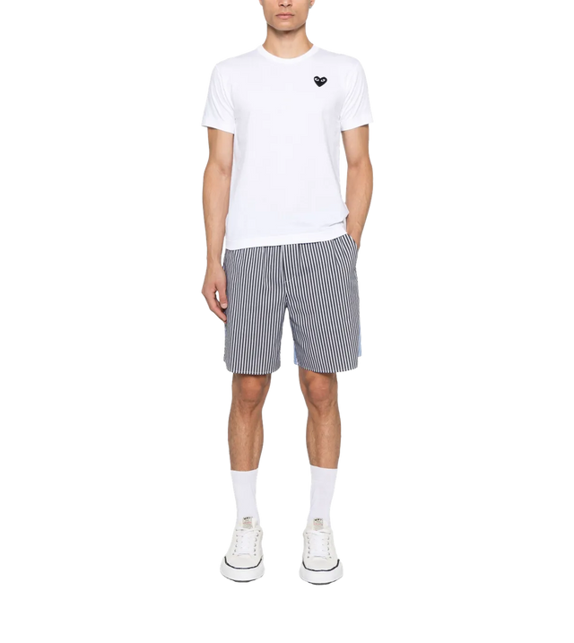 T-Shirt mit Herz-Patch