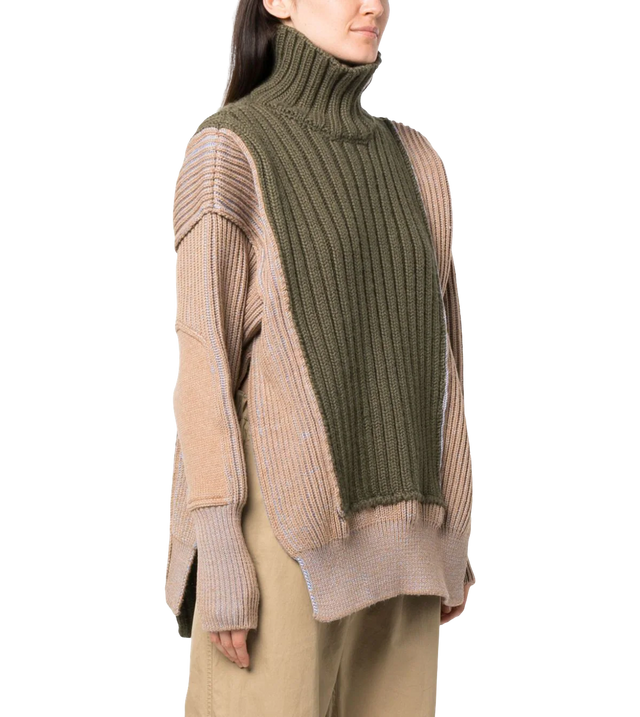 Grob gestrickter Pullover