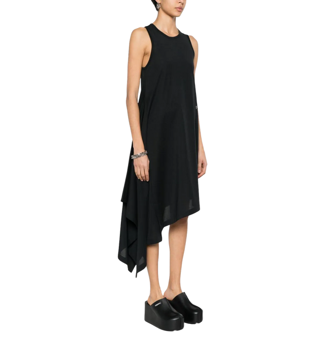 Asymmetrisches Kleid mit Jersey-Textur