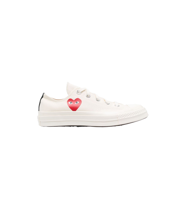 Chuck '70 Small Red Heart Low Sneakers