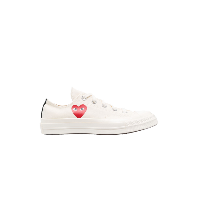 Chuck '70 Small Red Heart Sneakers