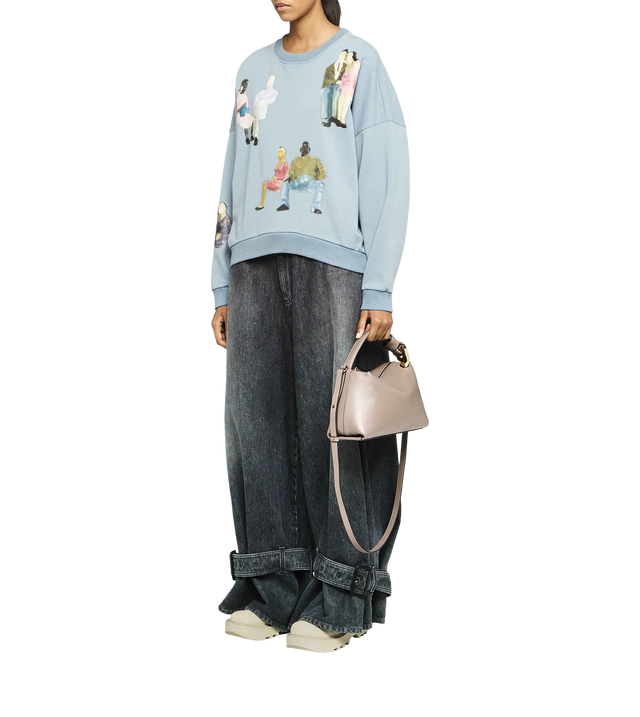 Sweatshirt with person print 