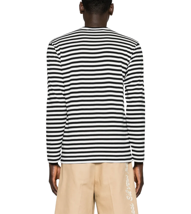 Gestreiftes Langarmshirt mit Herz-Patch