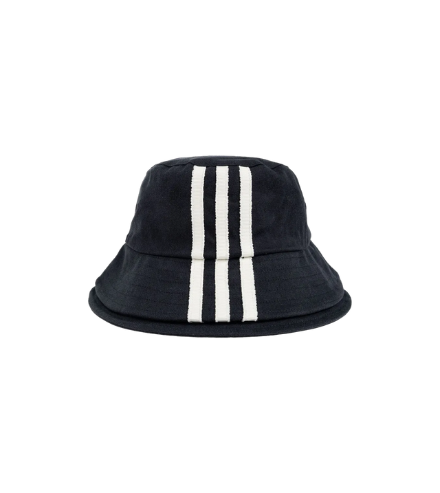 Fisherman's hat with three stripes 