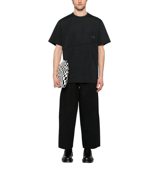 T-shirt with slit 