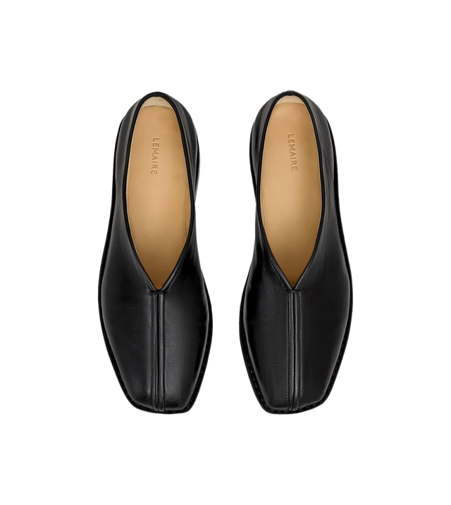 Piped Loafer mit eckiger Kappe