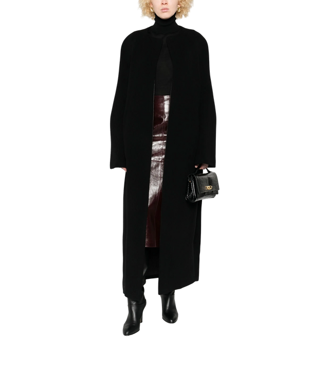 Bell-sleeve coat