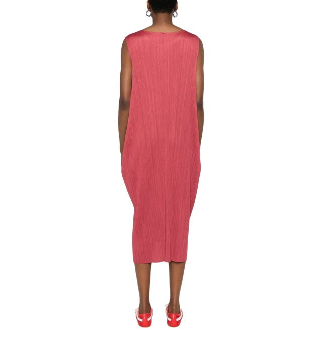 Ärmelloses Kleid mit Falten