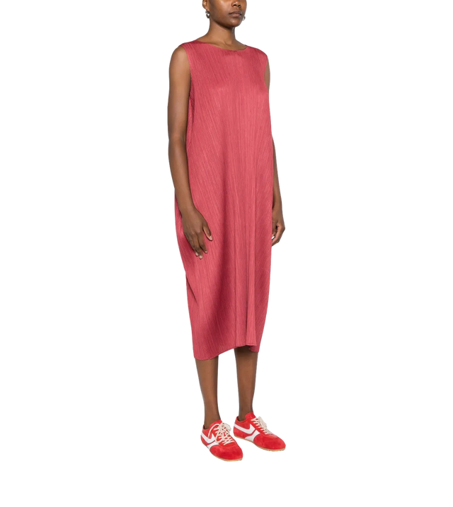 Ärmelloses Kleid mit Falten