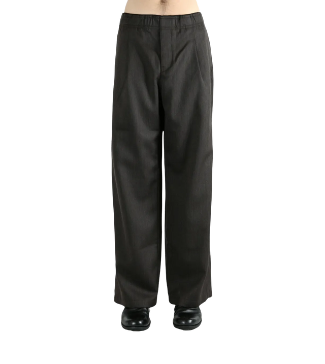 Hose mit Bundfalten