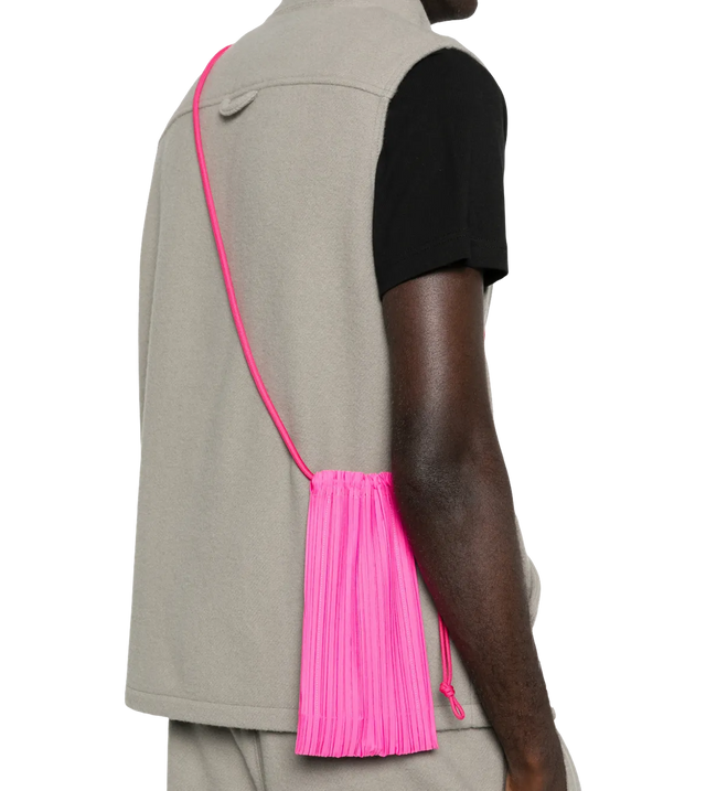 Dewdrop Umhängetasche mit Falten