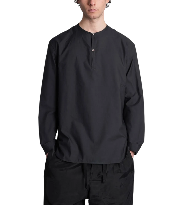 Langarmshirt mit Knopfleiste